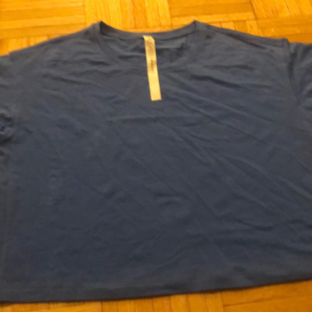 Cates tee wild bluebell lululemon